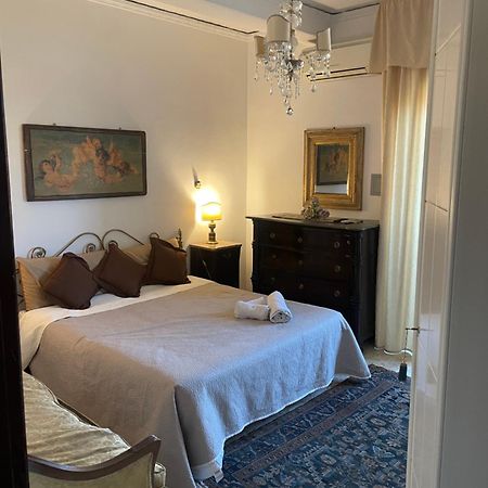 B&B Maria Naples Luaran gambar